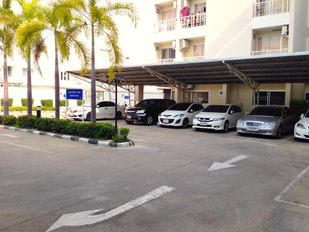 Baanbudsarin Apartment Sing Buri Exterior foto